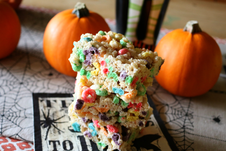 Rice Krispie Treats with Fruit Loops - A recipe that will never grow old!
