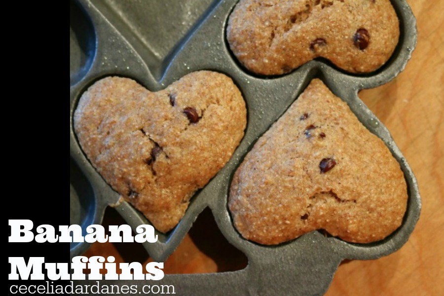 Recipe for Banana Muffins with Mini Dark Chocolate Chips