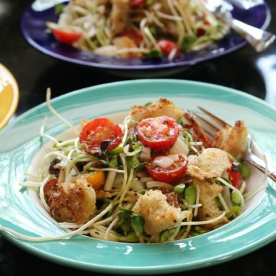 Sunflower Sprout Salad with Croutons