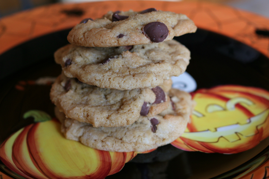 Recipe for Rice Krispies Treats with Fruit Loops - this makes an awesome Halloween Dessert - Chocolate Chip Cookies