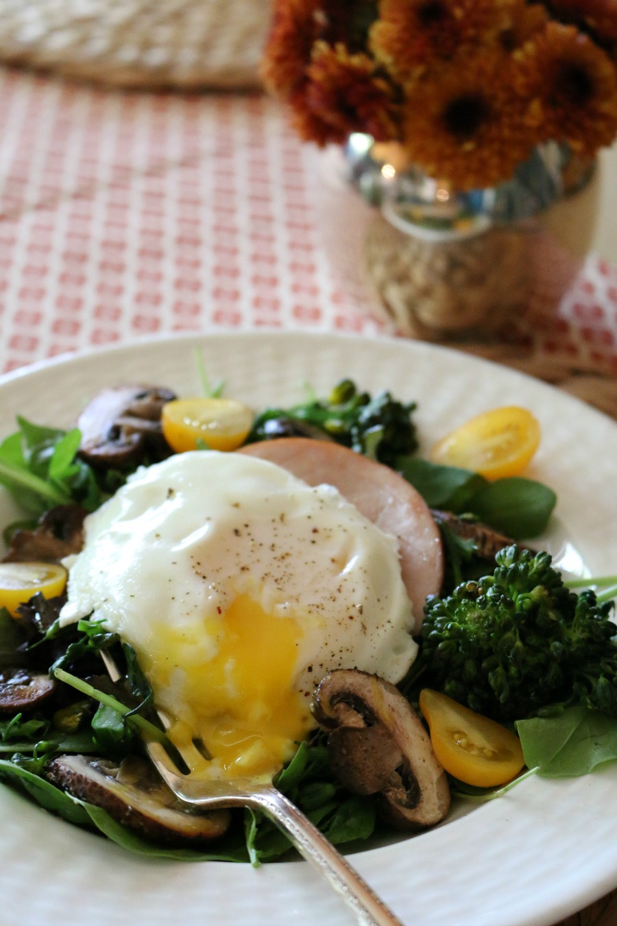 Breakfast Bowl with Canadian Bacon and a Poached Egg - Ultimate Healthy Breakfast