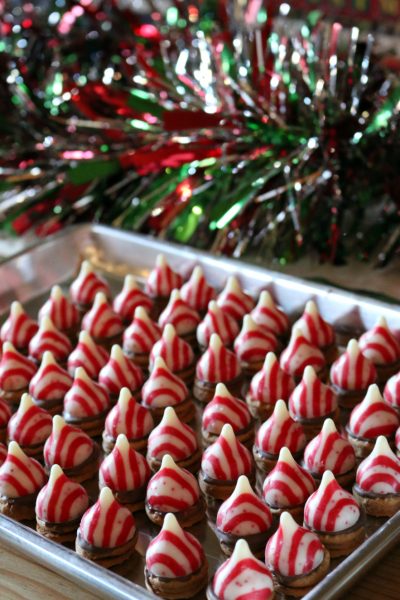 Easy Holiday Acorn Cookie