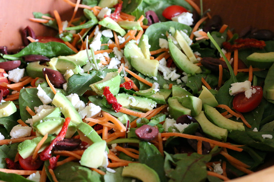 A Mediterranean Mixed Green Salad with a Lemon Herb Vinaigrette | CeceliasGoodStuff.com | Good Food for Good People