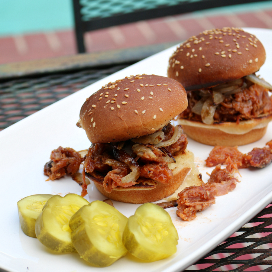 Slow Cooked Barbecue Pulled Pork Sliders 